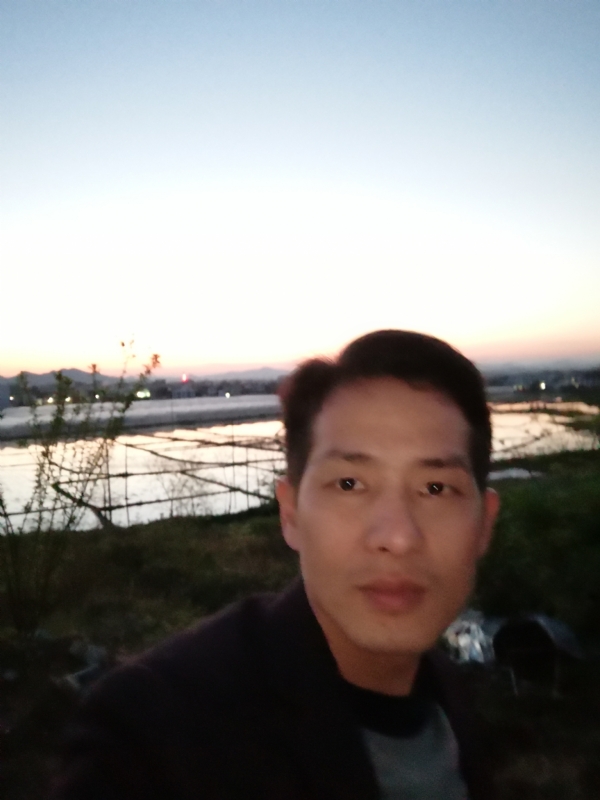 不忘初心的第一张照片--江西认干亲服务网