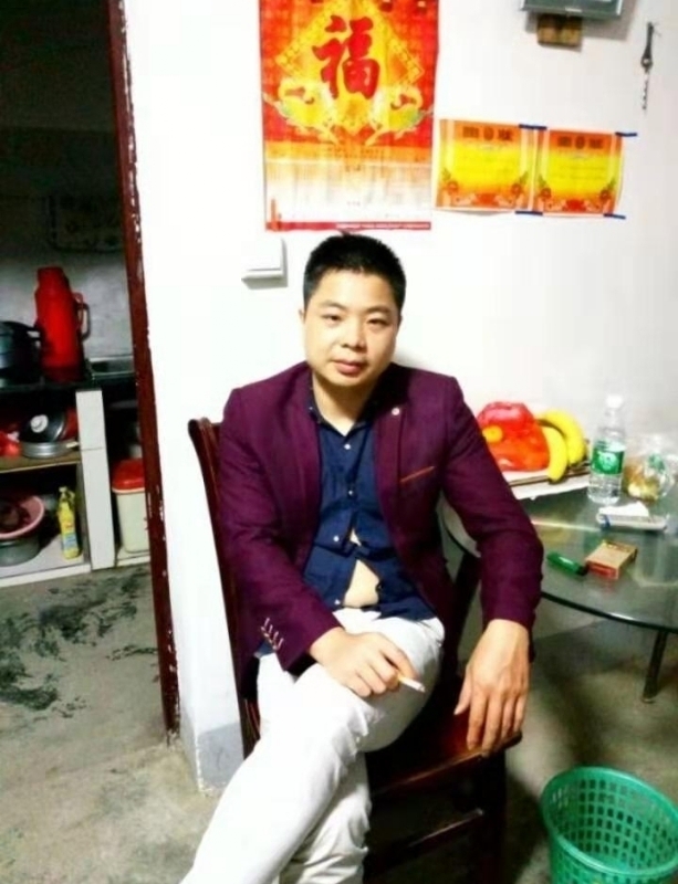 蓝色的微笑的第一张照片--江西认干亲服务网