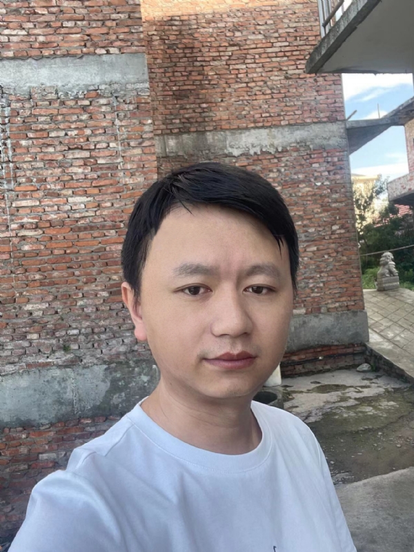 行人的第一张照片--江西认干亲服务网