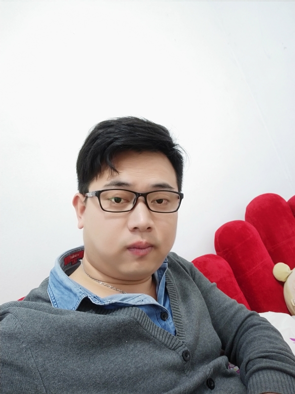 何必在亿的第一张照片--江西认干亲服务网