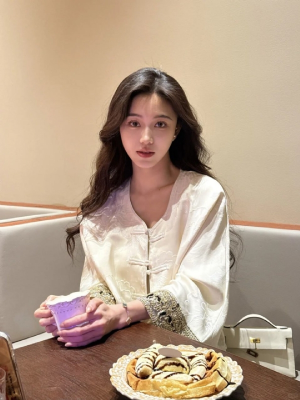 Anna的第一张照片--江西认干亲服务网